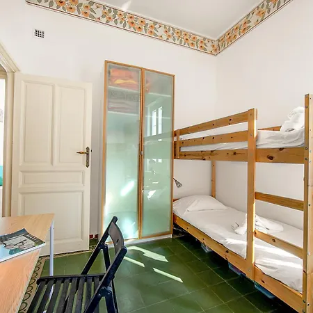 La Vie Enchanting Sea View Апартаменты *