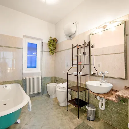 La Vie Enchanting Sea View * Алассио