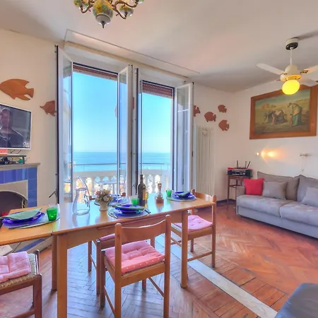Апартаменты La Vie Enchanting Sea View Алассио